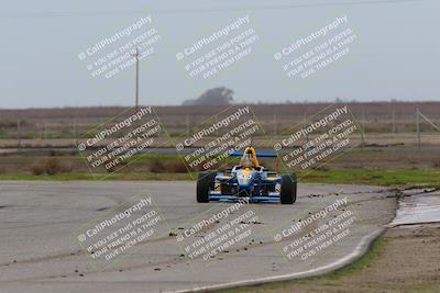 media/Jan-15-2023-CalClub SCCA (Sun) [[40bbac7715]]/Group 2/Qualifying (Sweeper)/